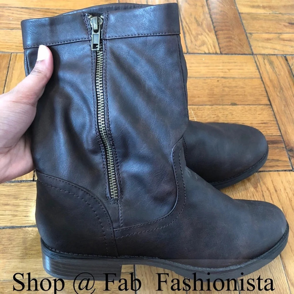 Vegan leather studded boots size 8.5 - Picture 4 of 11